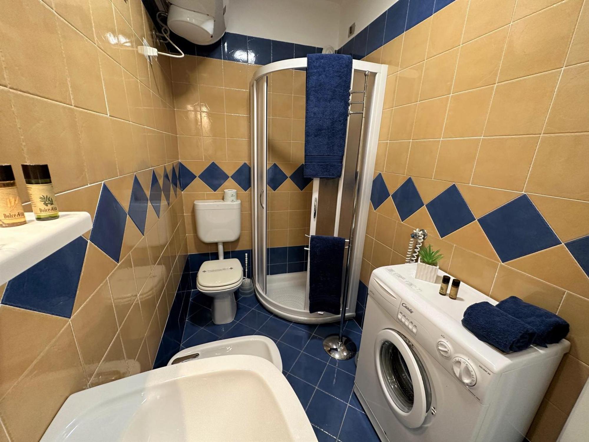 Residence Eva Линяно Сабиадоро Екстериор снимка